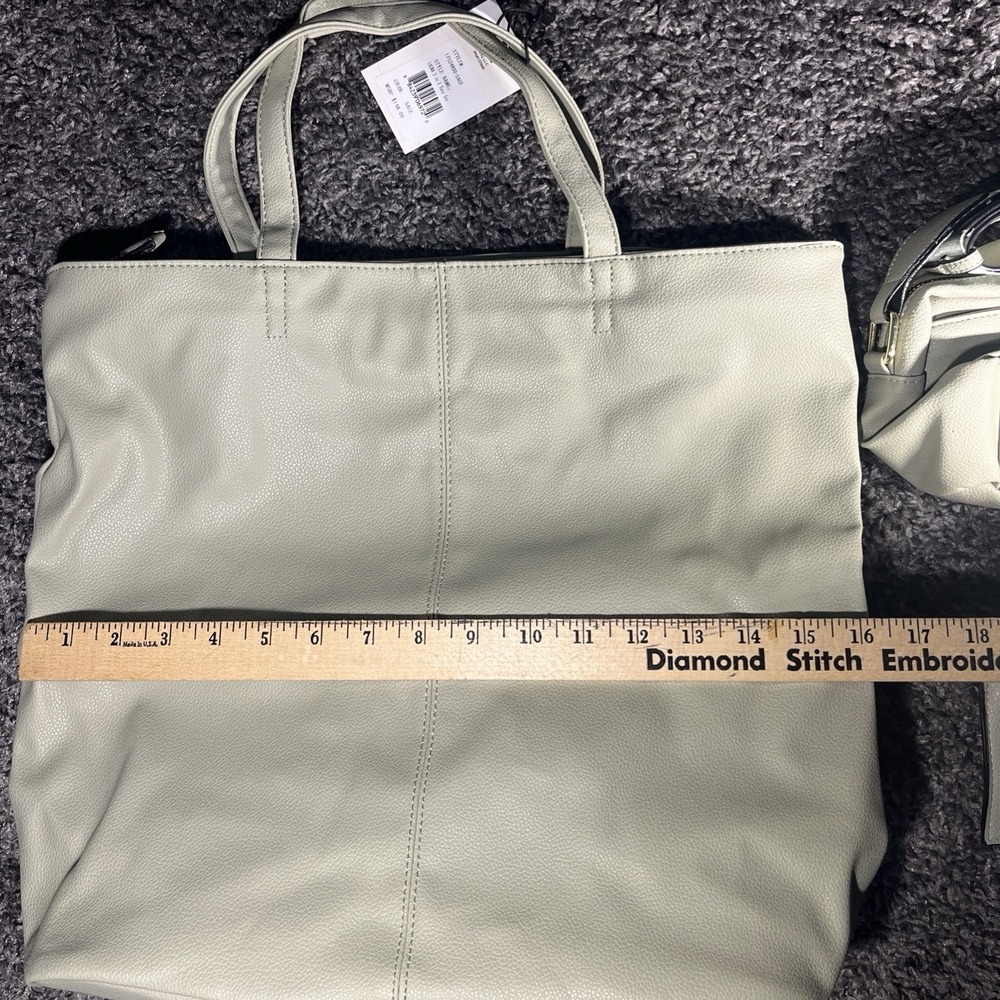 London Fog Laura 3 In 1 Tote Set sage‎ Green $148 New - Picture 3 of 5